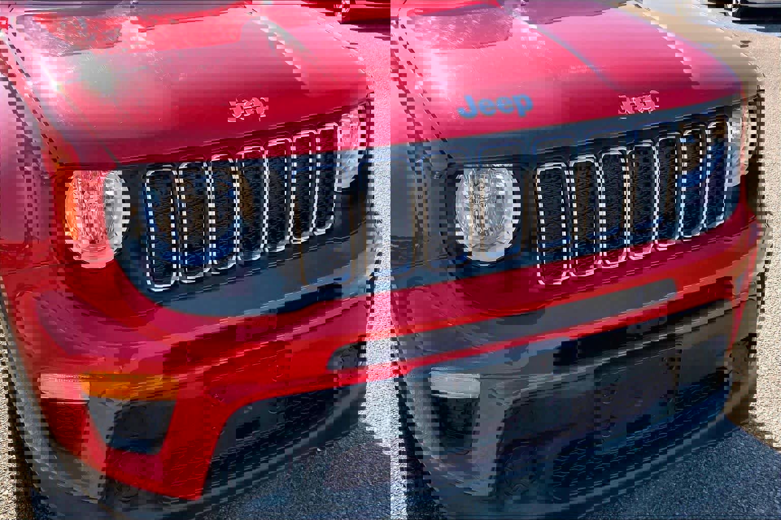 Used 2019 Jeep Renegade Sport image 29