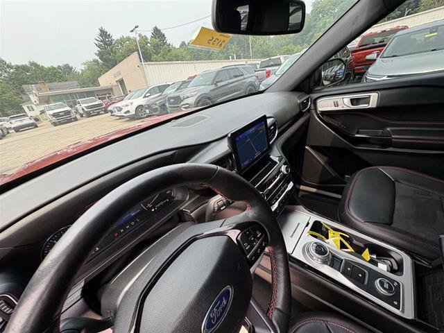 Certified 2023 Ford Explorer ST-Line AWD/4WD image 9