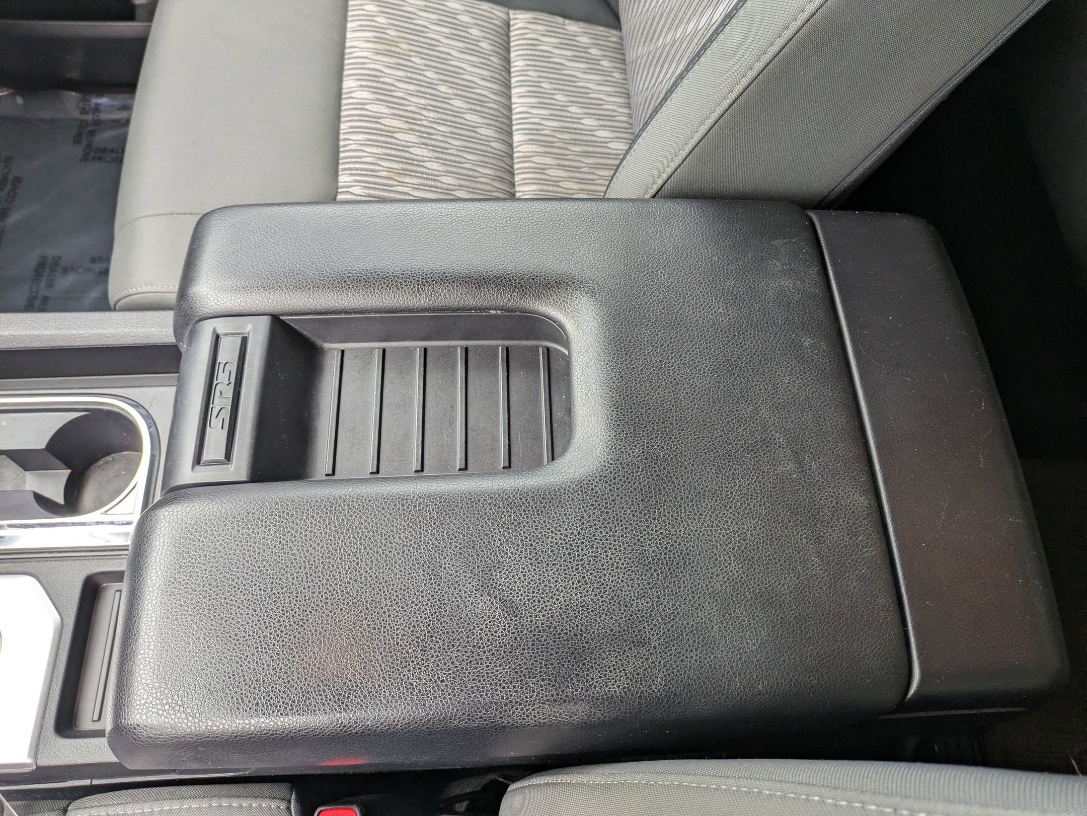 Used 2018 Toyota Tundra SR5 w/ SR5 Upgrade Package image 16