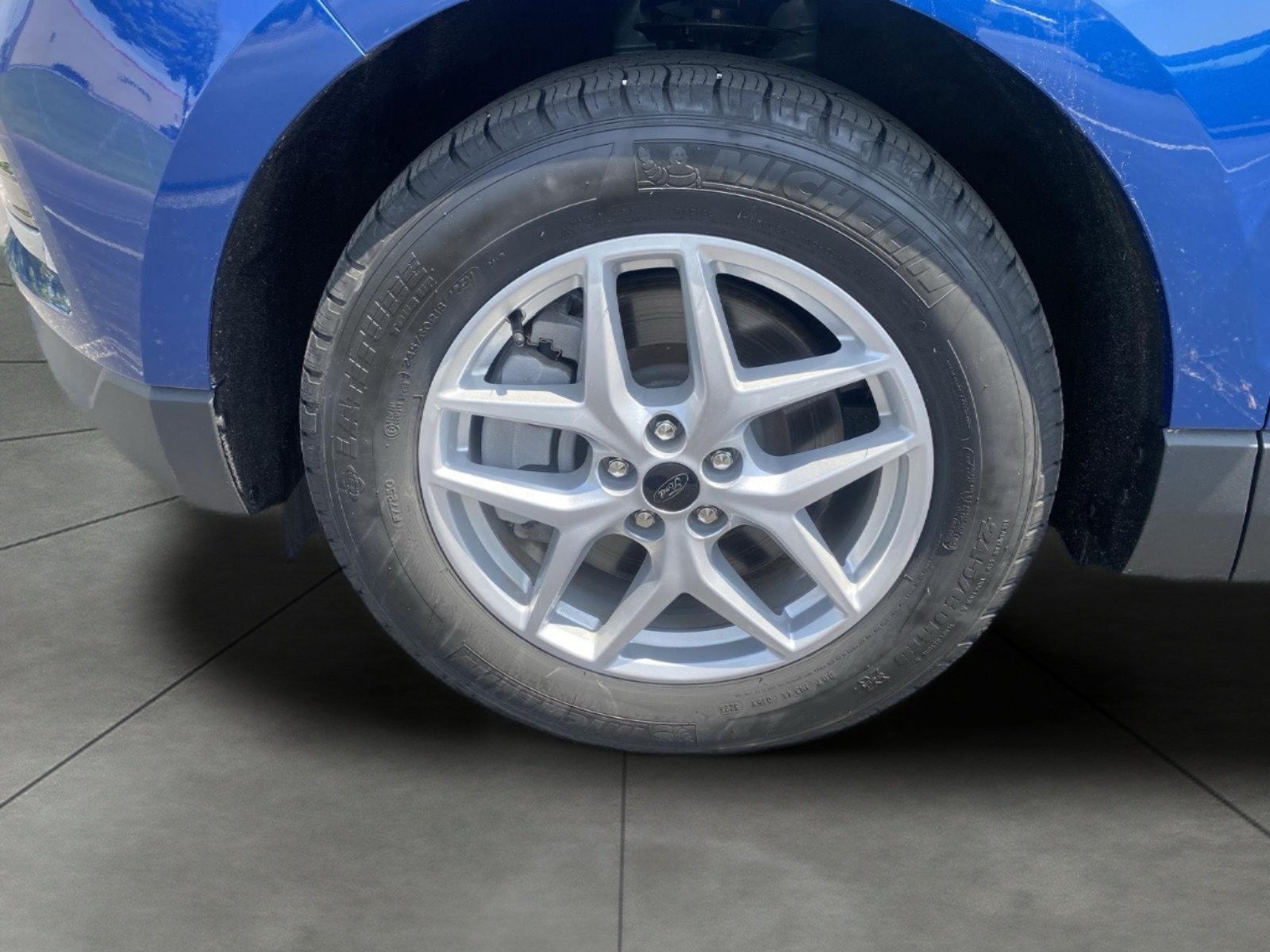 Certified 2024 Ford Edge SEL w/ Convenience Package AWD/4WD image 6