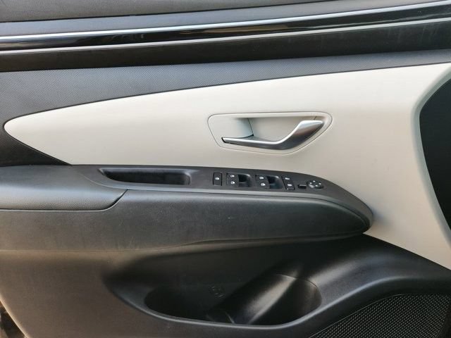 Used 2023 Hyundai Tucson SEL FWD image 20