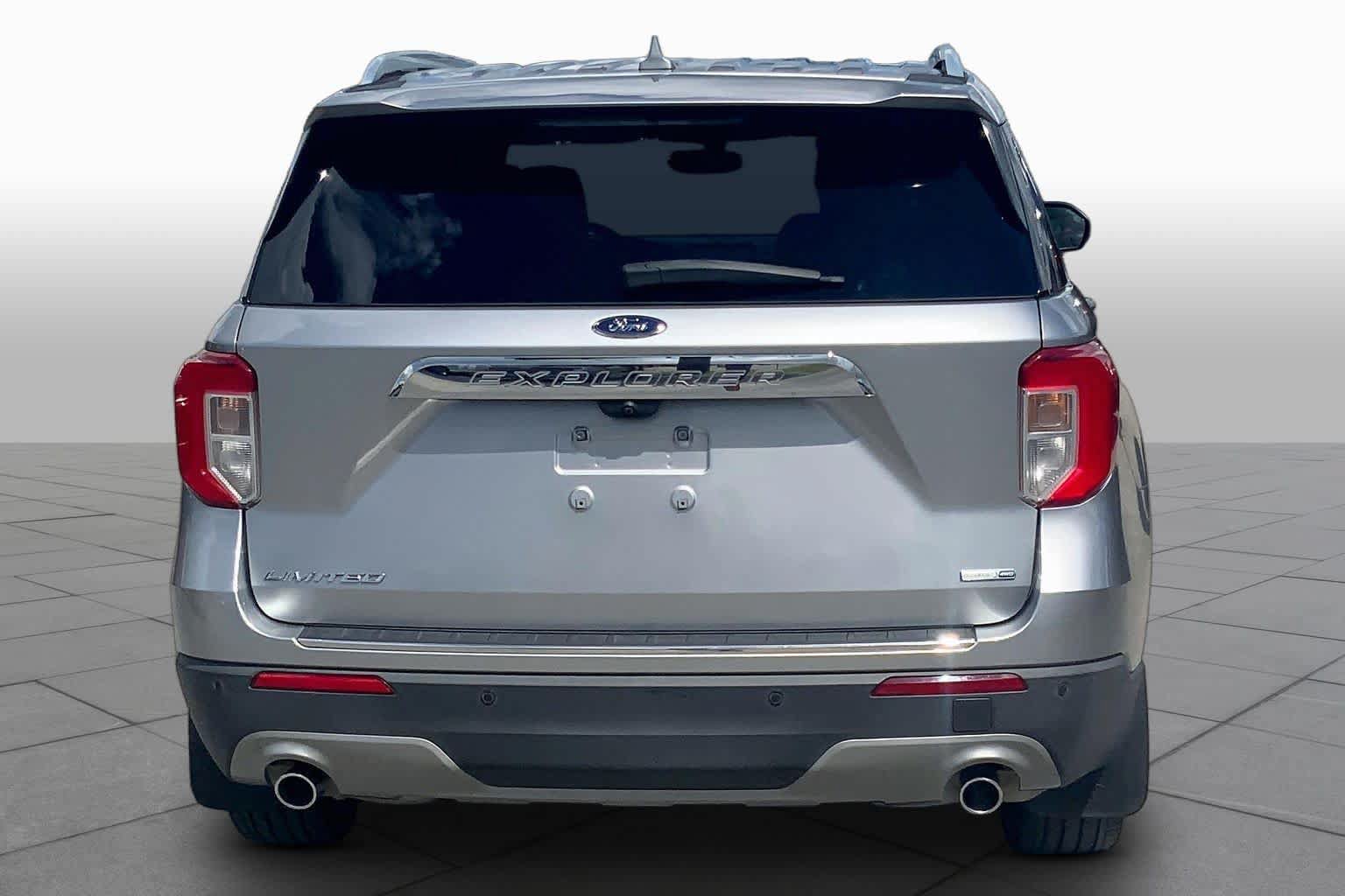Certified 2020 Ford Explorer Limited AWD/4WD image 5