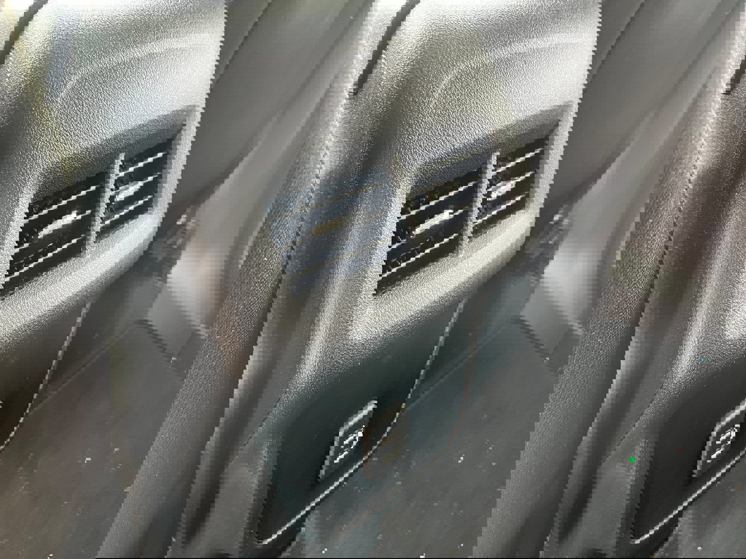 Used 2020 Chevrolet Equinox LS w/ LS Convenience Package image 11