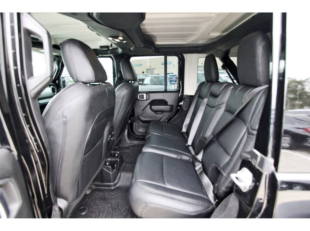 Used 2022 Jeep Wrangler Unlimited Sport AWD/4WD image 6