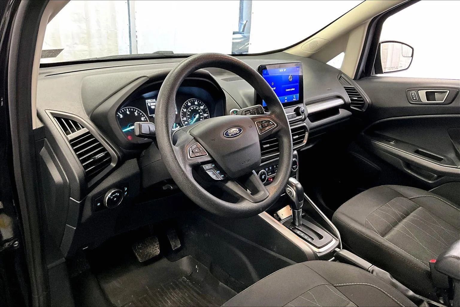 Certified 2022 Ford EcoSport SE image 12