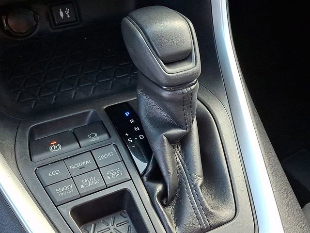 Used 2019 Toyota RAV4 XLE w/ All Weather Liner Package image 16