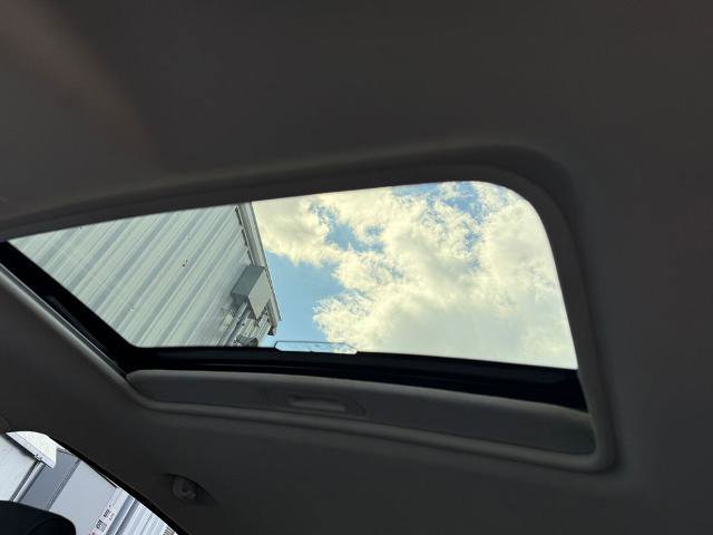 Certified 2018 Ford EcoSport SE image 28