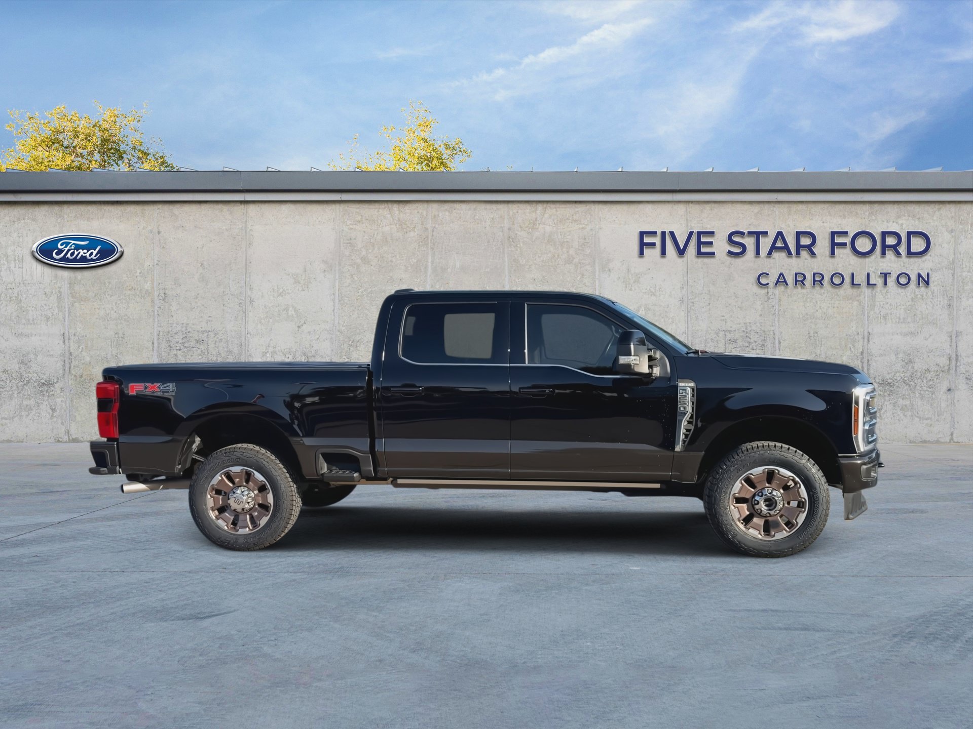 Certified 2024 Ford F250 4x4 Crew Cab Super Duty image 9