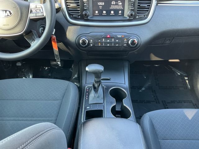 Used 2020 Kia Sorento LX image 15