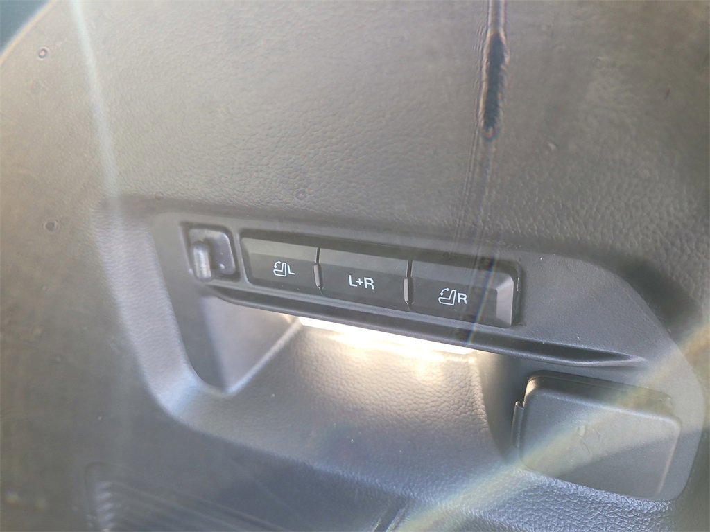 Certified 2025 Ford Explorer Platinum w/ Ultimate Package image 9