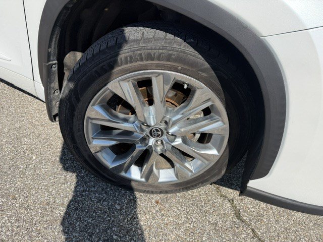 Used 2022 Toyota Highlander Limited AWD/4WD image 41