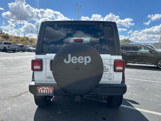 Used 2022 Jeep Wrangler Sport AWD/4WD image 10