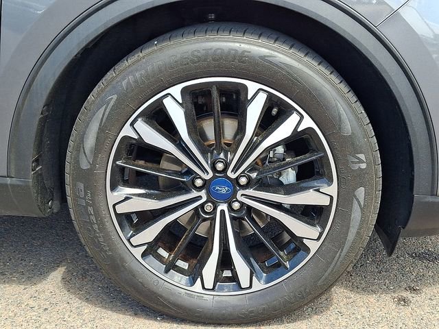 Certified 2022 Ford Escape SE w/ SE Sport Appearance Package FWD image 8