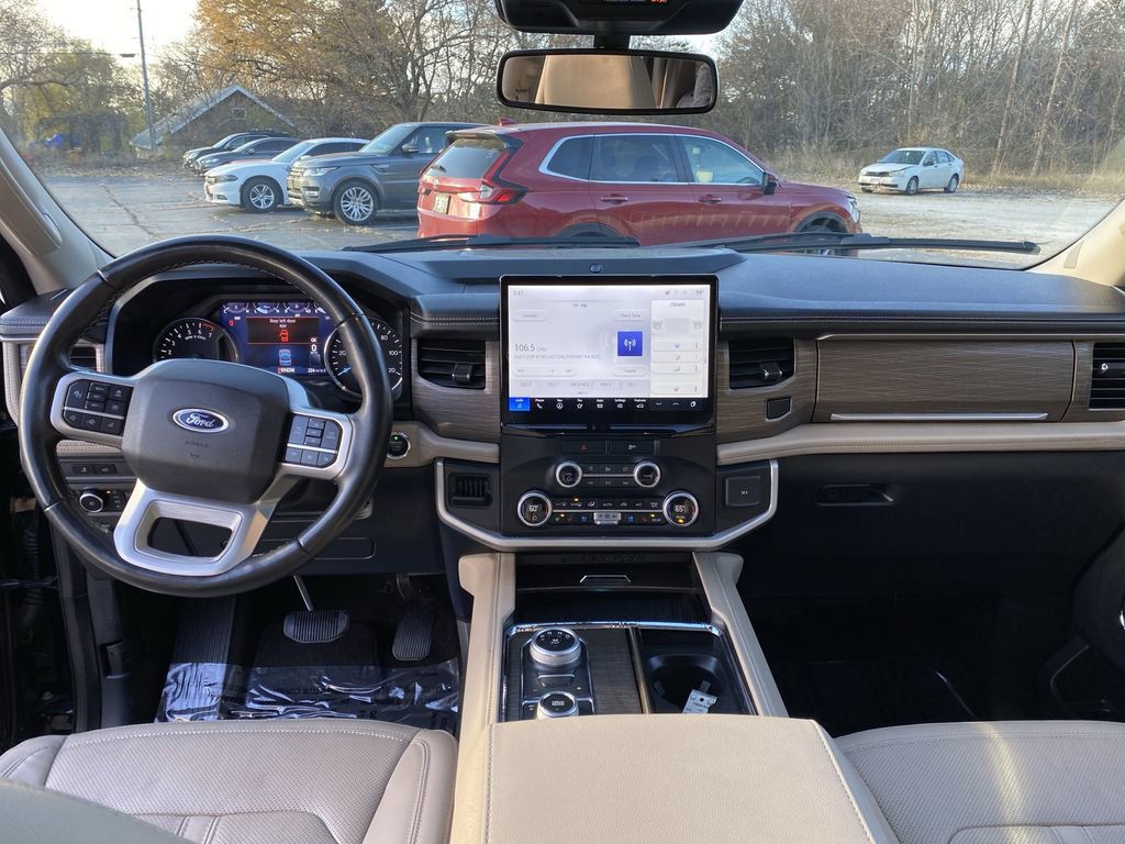 Certified 2023 Ford Expedition Limited image 6