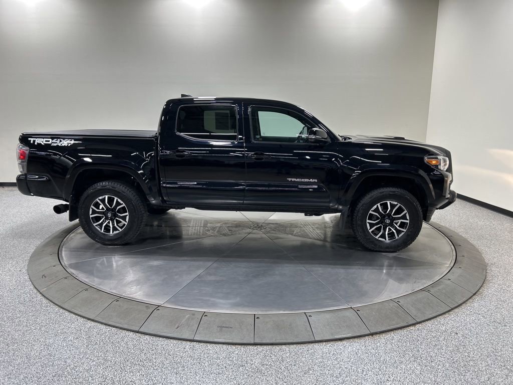Used 2020 Toyota Tacoma TRD Sport image 6