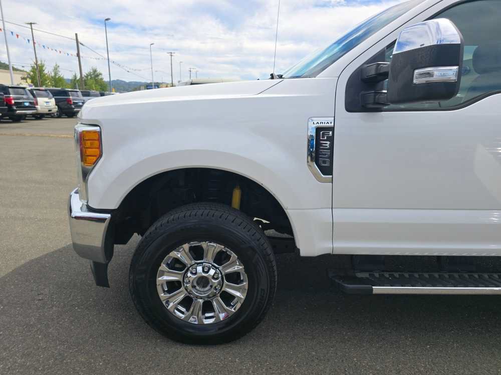 Certified 2017 Ford F350 Lariat w/ Lariat Ultimate Package AWD/4WD image 19