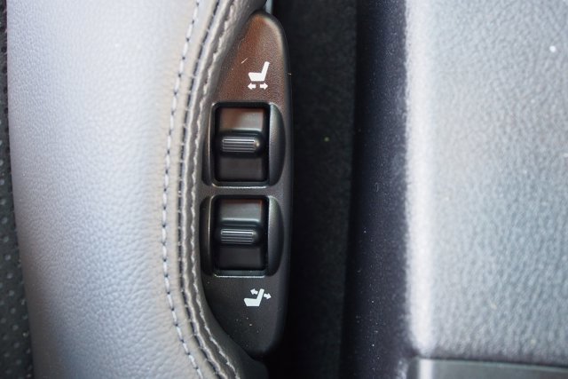 Used 2025 Nissan Z Performance w/ Floor Mat Package image 17