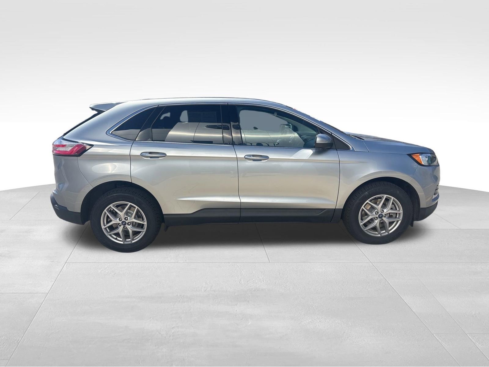 Certified 2022 Ford Edge SEL w/ Convenience Package AWD/4WD image 7