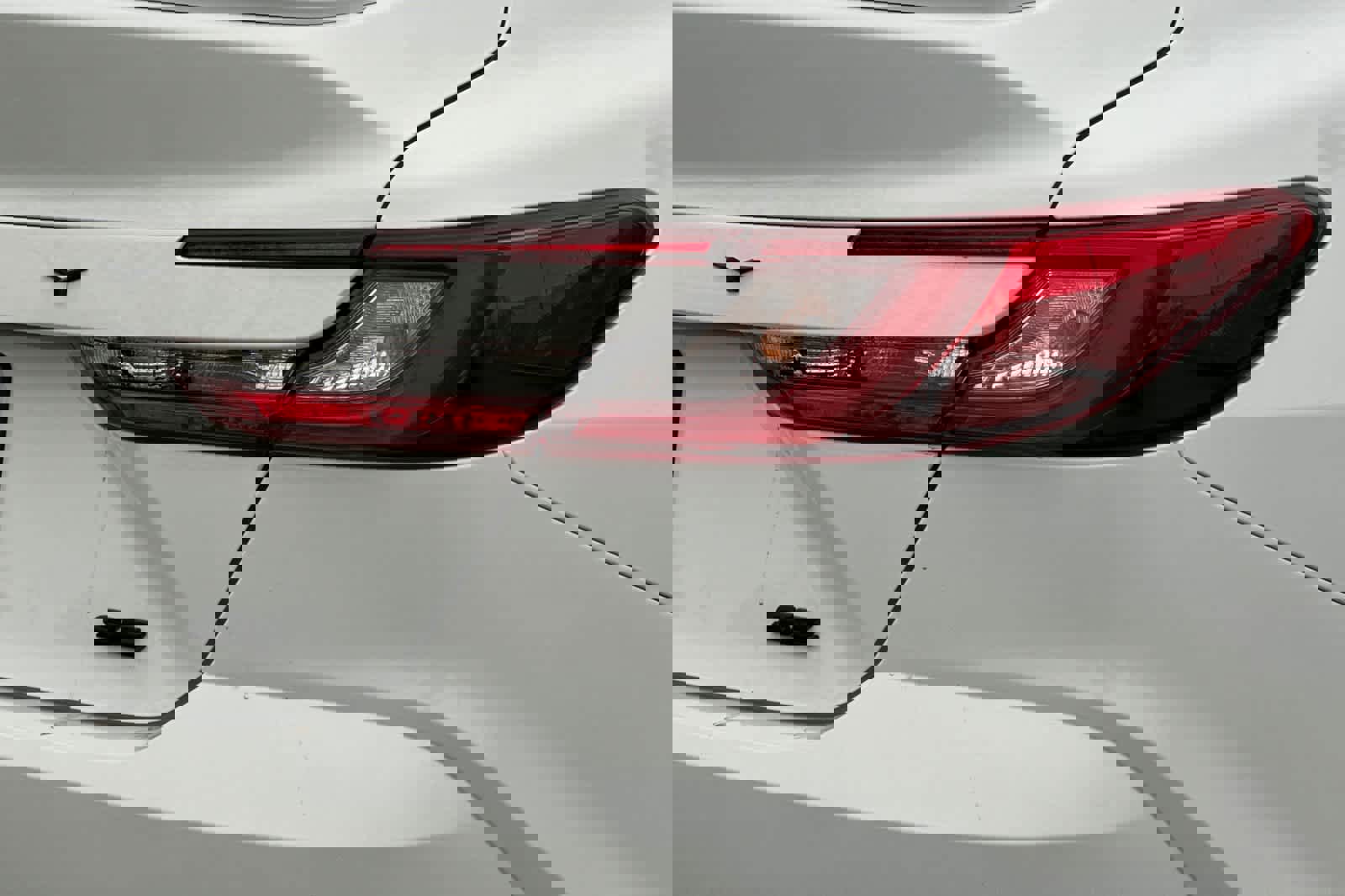 Used 2025 Toyota Camry SE image 26