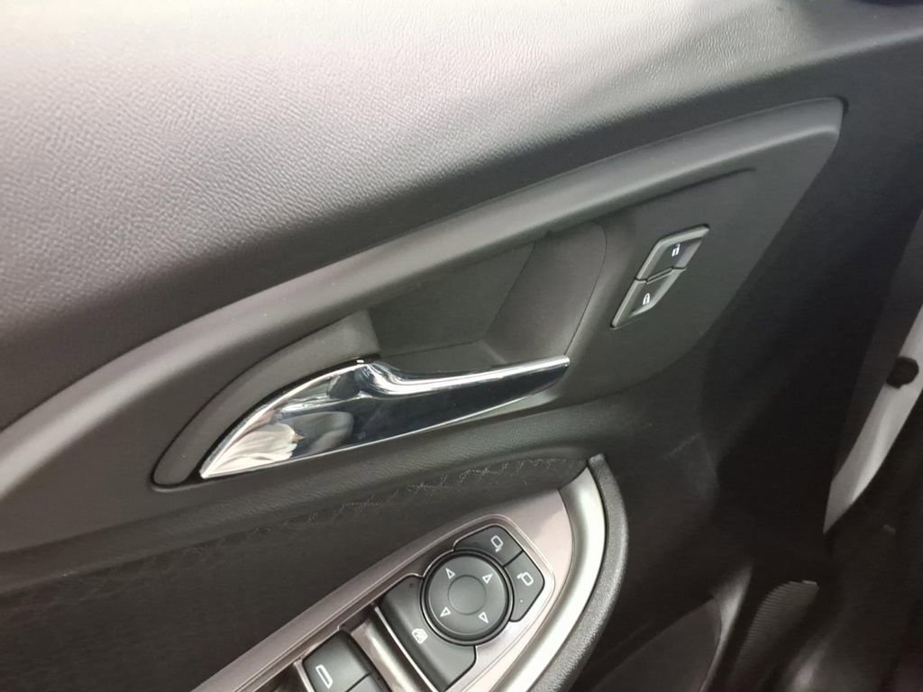 Used 2023 Chevrolet Malibu RS image 13