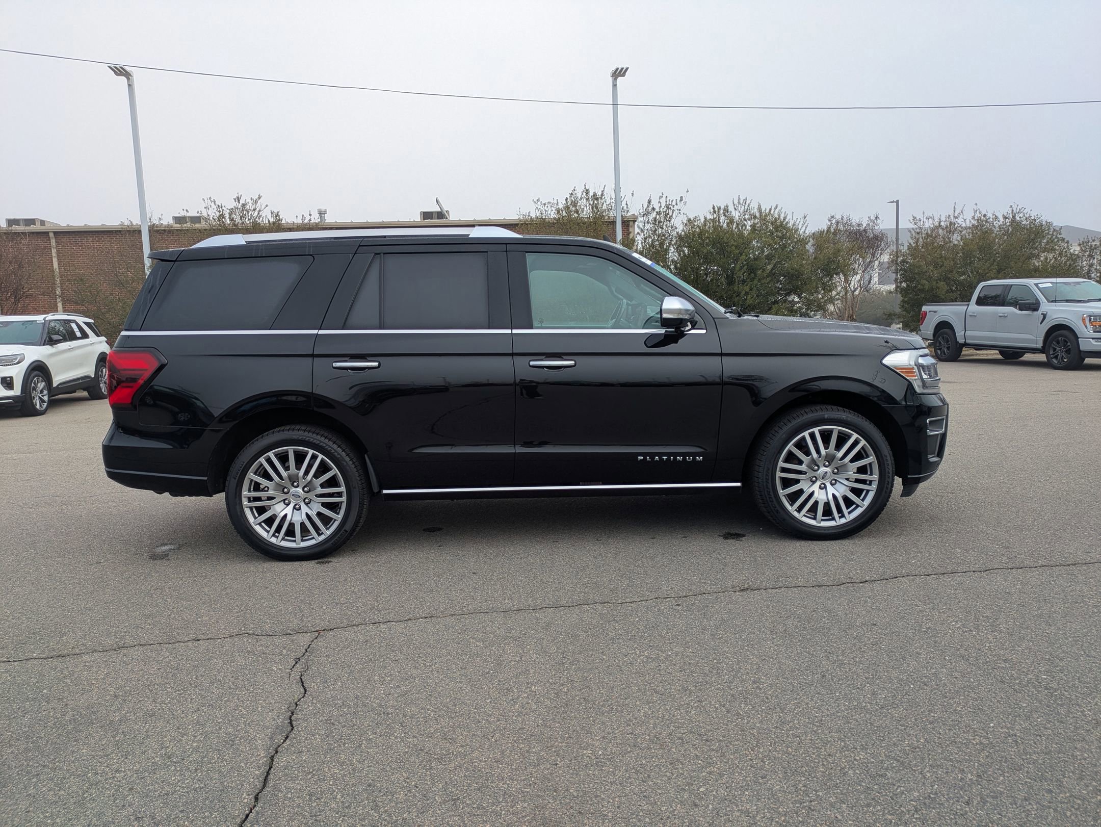 Certified 2023 Ford Expedition Platinum image 7