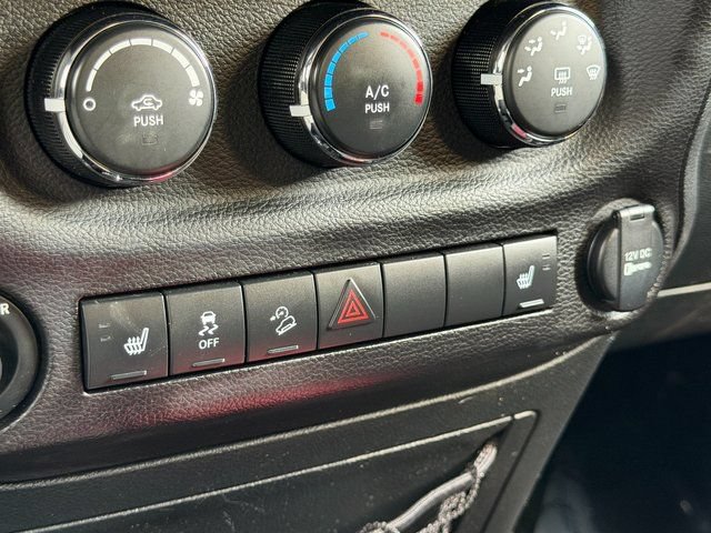 Used 2017 Jeep Wrangler Sport w/ Quick Order Package 24S AWD/4WD image 36