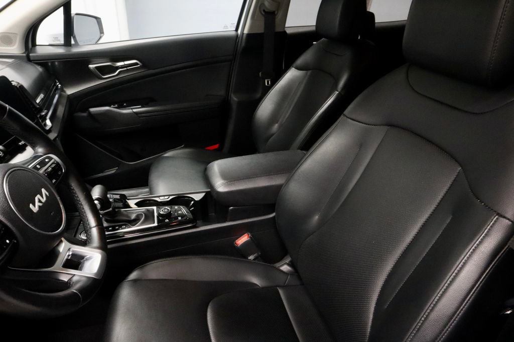 Used 2023 Kia Sportage EX image 27