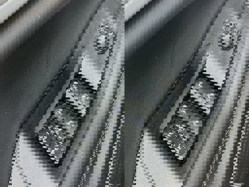 Used 2022 Jeep Grand Cherokee L Limited image 29