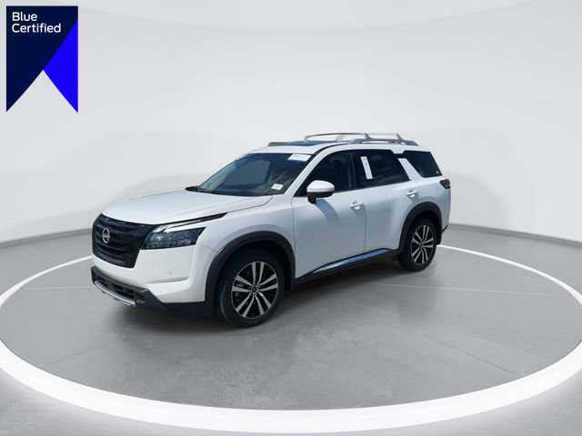 Used 2025 Nissan Pathfinder Platinum w/ Black Appearance Package
