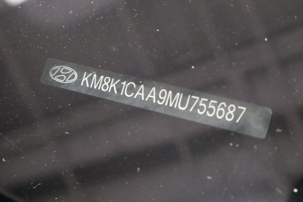 Used 2021 Hyundai Kona SE AWD/4WD image 32