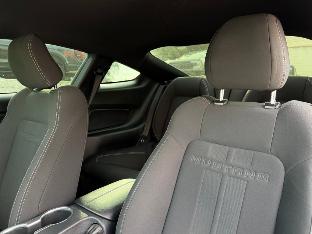 Certified 2021 Ford Mustang Coupe image 18