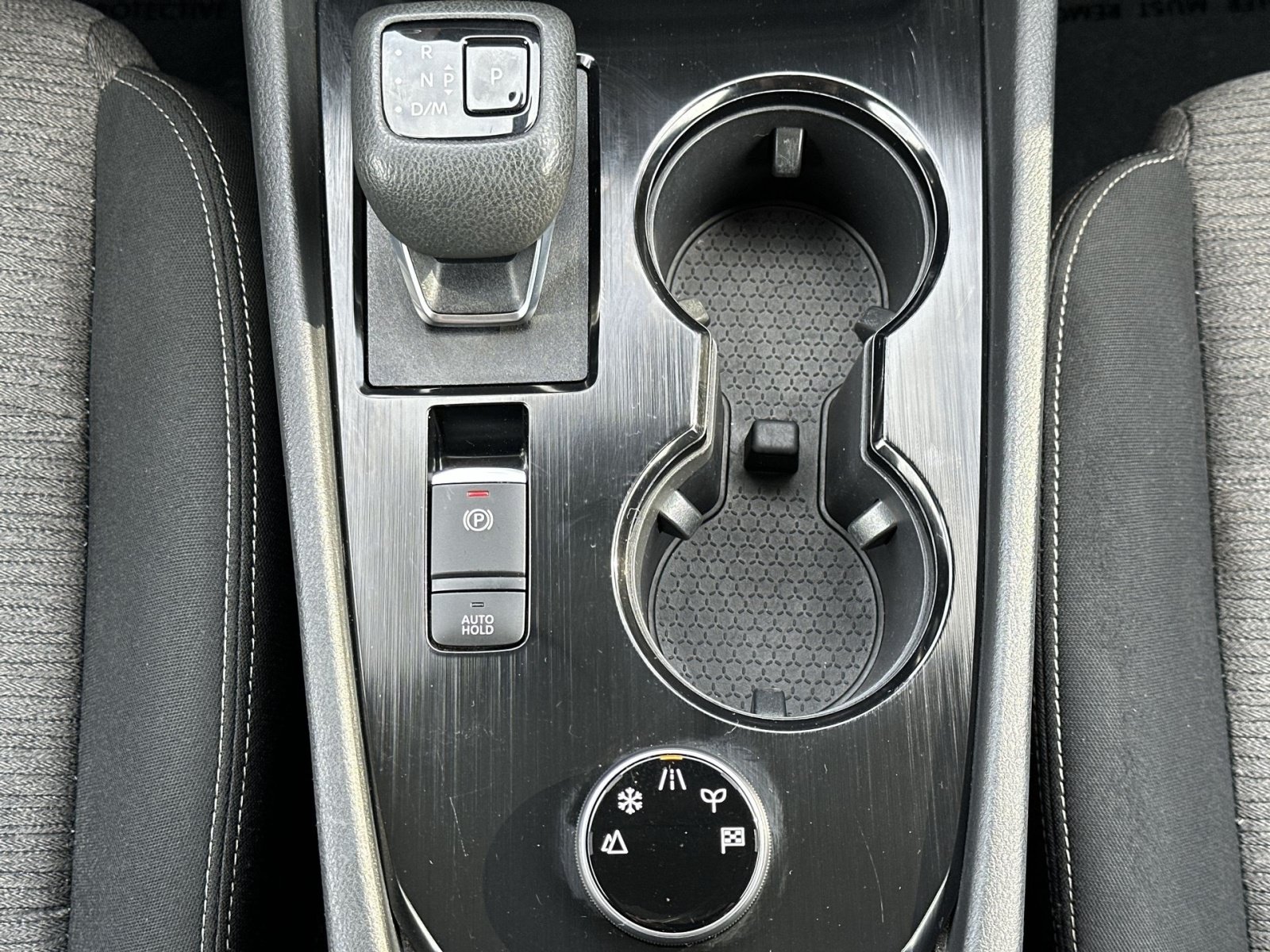 Used 2023 Nissan Rogue SV AWD/4WD image 23