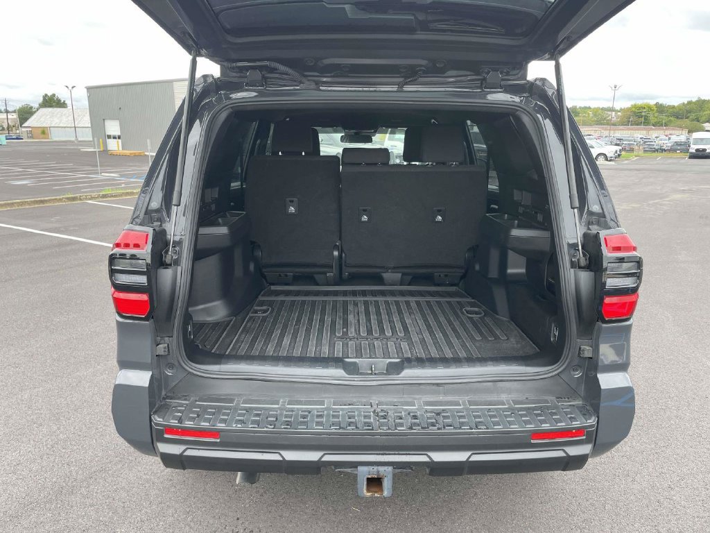 Used 2025 Toyota 4Runner SR5 RWD image 10