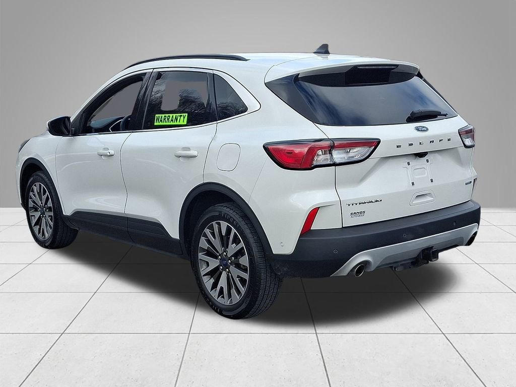 Certified 2020 Ford Escape Titanium image 4