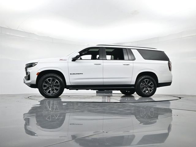 Used 2023 Chevrolet Suburban Z71 w/ Luxury Package image 40
