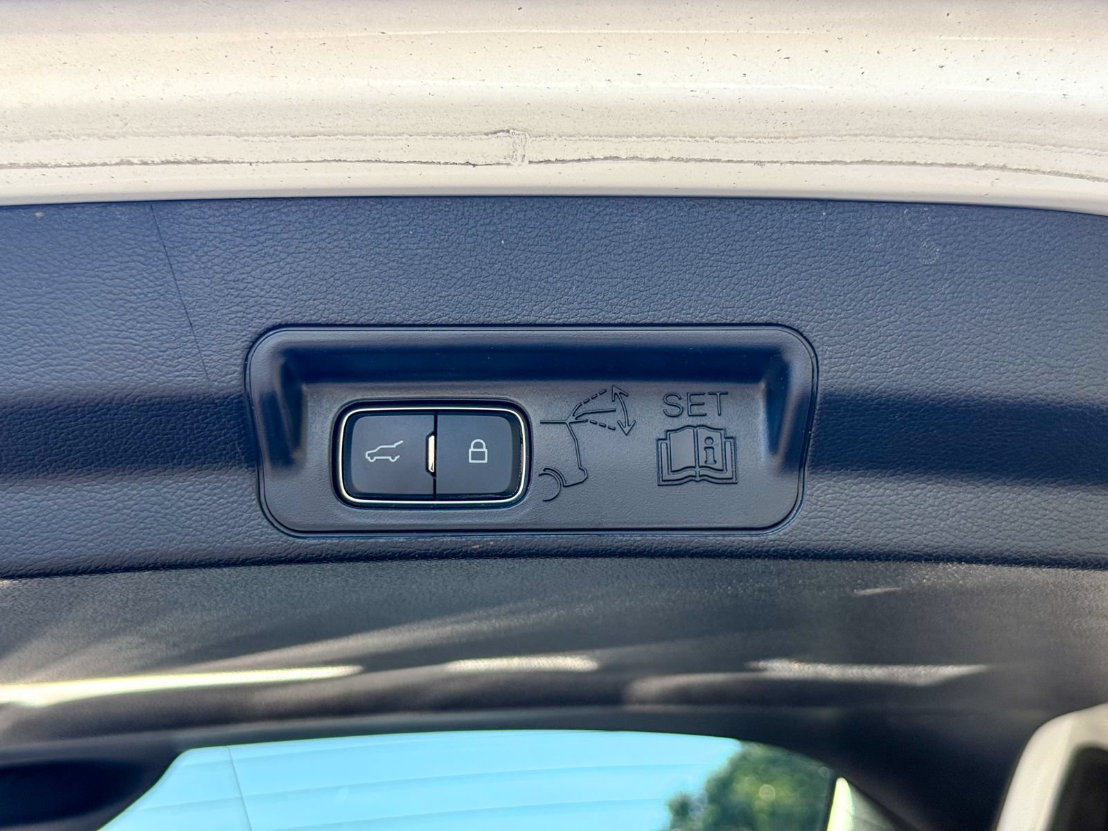Certified 2022 Ford Explorer ST w/ Equipment Group 401A AWD/4WD image 14