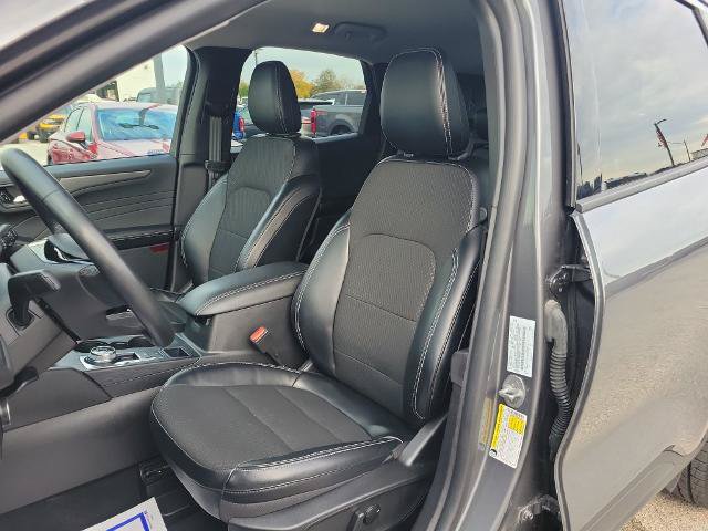 Certified 2023 Ford Escape SE FWD image 16