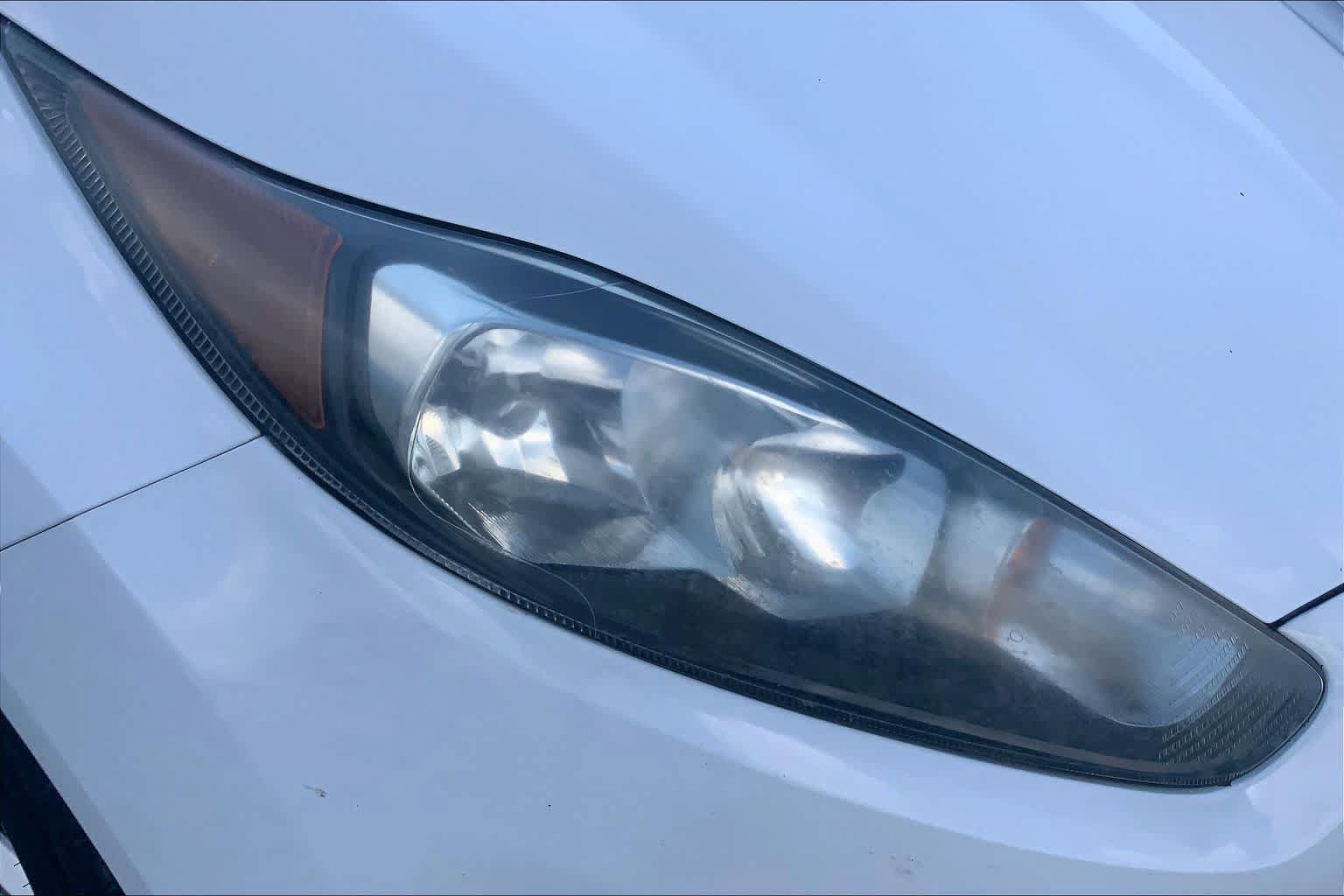 Certified 2019 Ford Fiesta SE FWD image 28