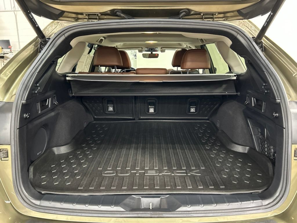 Used 2020 Subaru Outback Touring XT AWD/4WD image 30