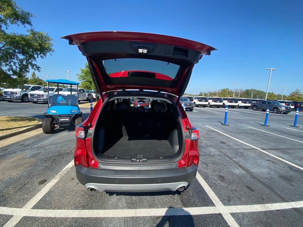 Certified 2022 Ford Escape SEL w/ Technology Package AWD/4WD image 27