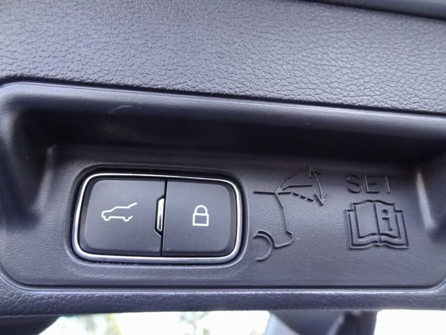 Certified 2025 Ford Explorer Active AWD/4WD image 12