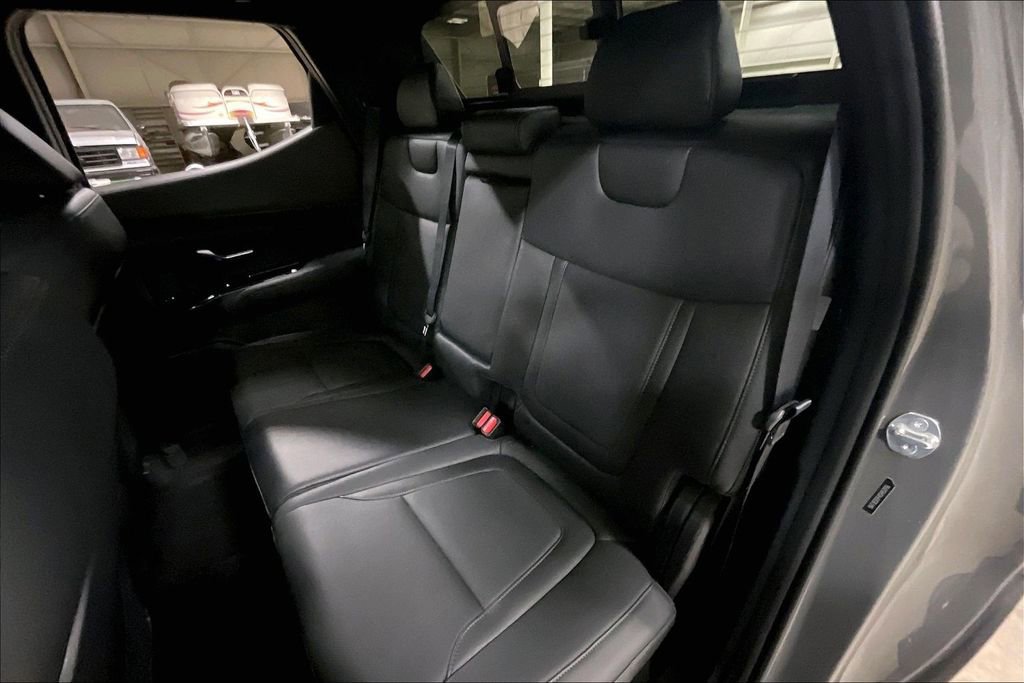 Used 2025 Hyundai Santa Cruz Limited image 25