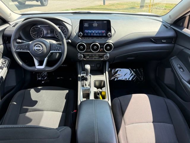 Used 2024 Nissan Sentra SV FWD image 31