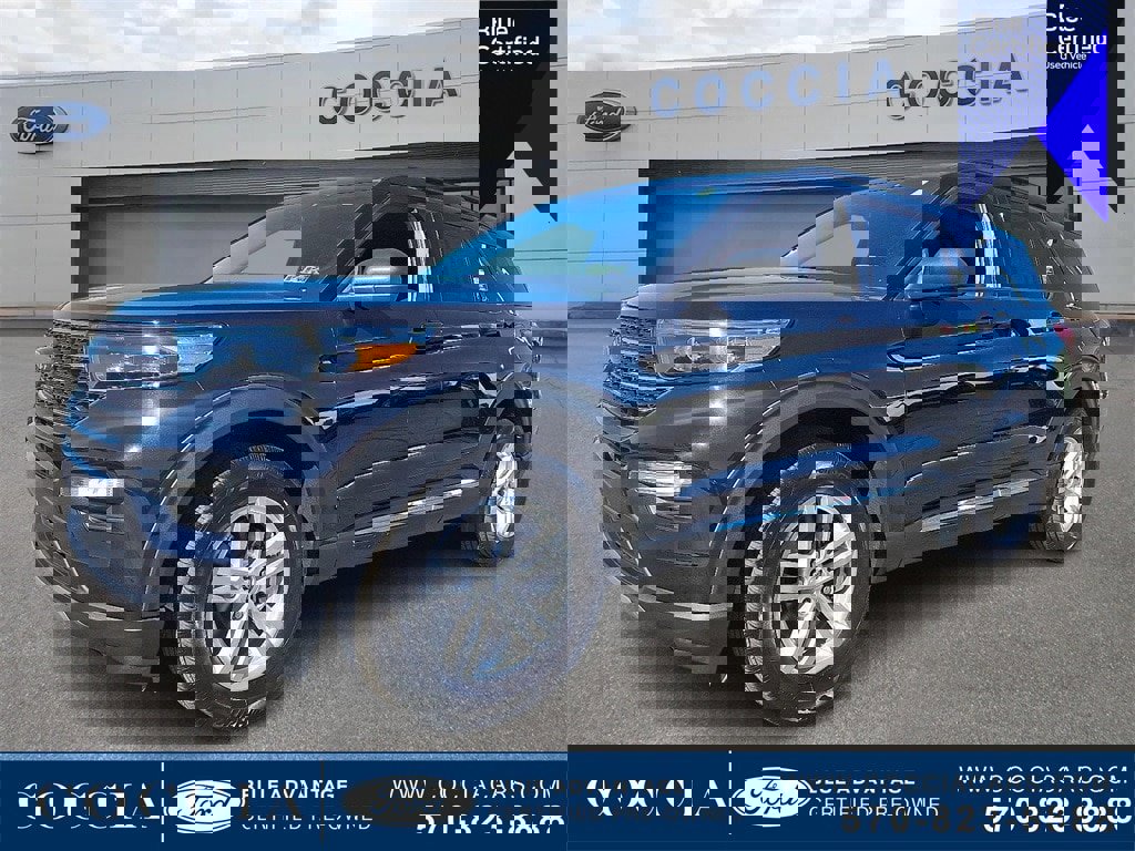 Certified 2022 Ford Explorer XLT w/ Equipment Group 202A