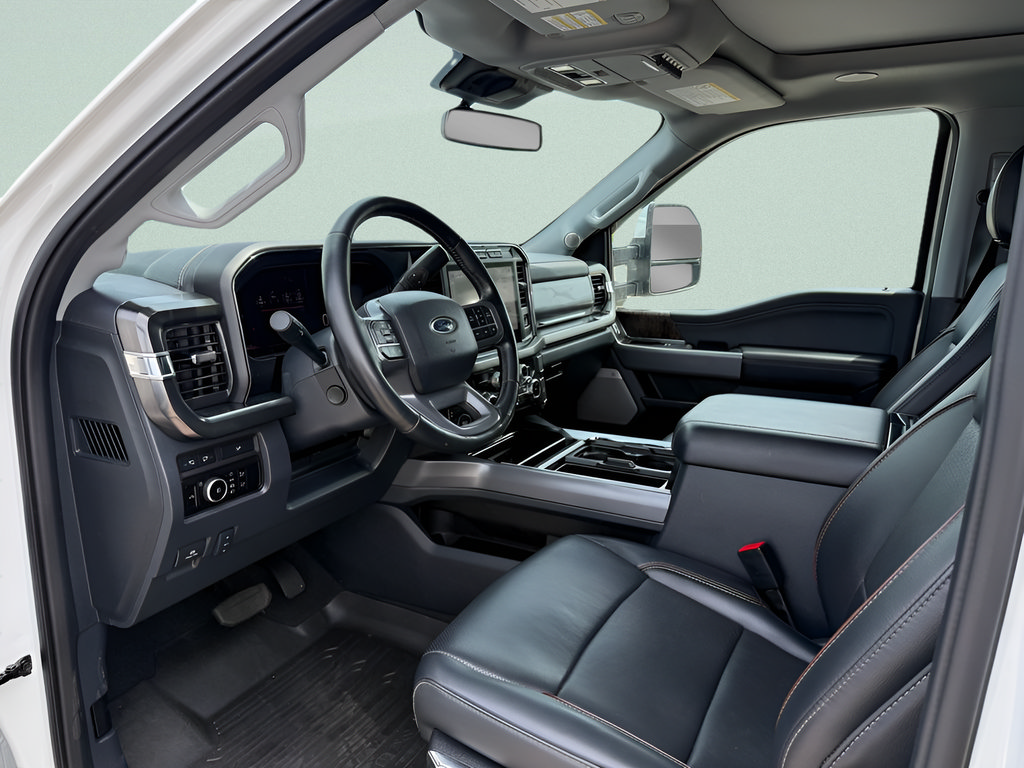 Certified 2024 Ford F350 Lariat w/ Lariat Ultimate Package AWD/4WD image 4