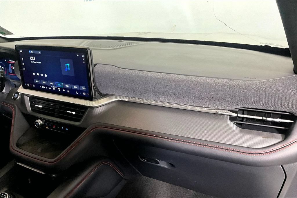 Certified 2025 Ford Explorer ST-Line w/ Premium Package RWD image 12