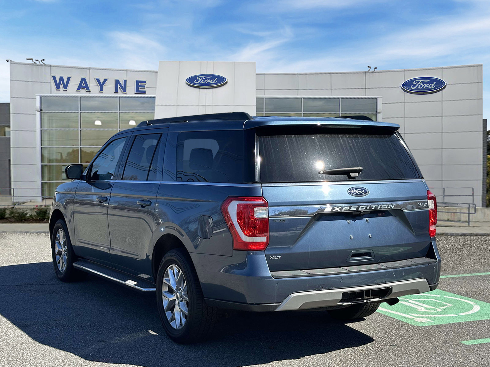 Certified 2020 Ford Expedition Max XLT w/ Equipment Group 202A image 3