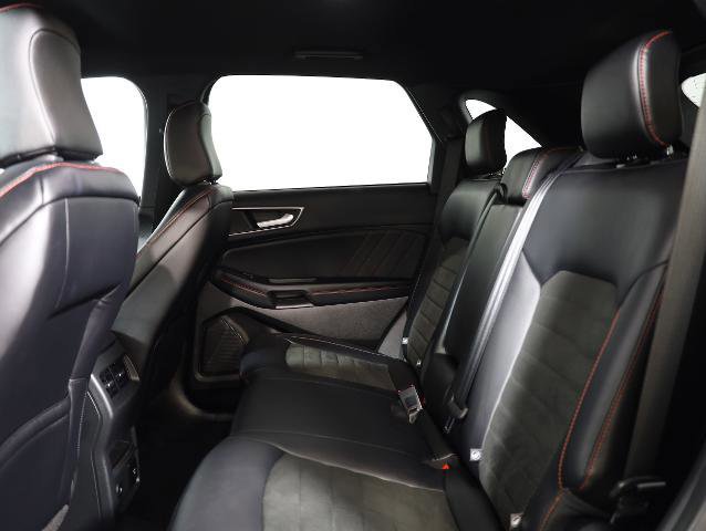 Certified 2024 Ford Edge ST-Line image 9