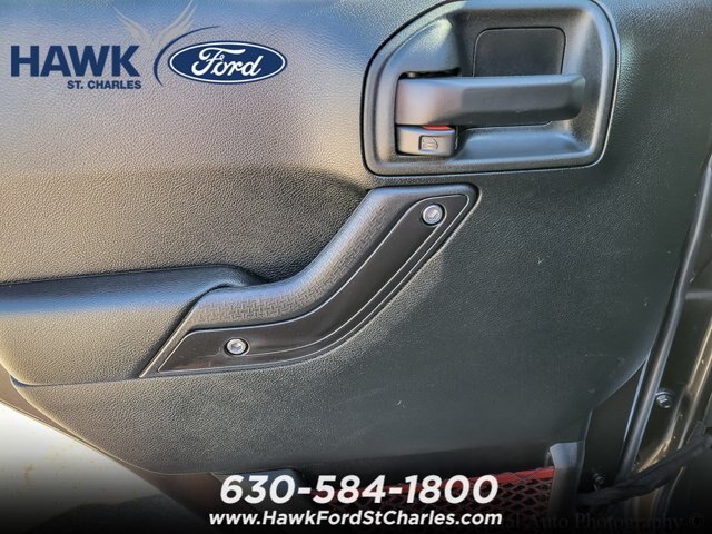 Used 2018 Jeep Wrangler Unlimited Rubicon AWD/4WD image 17