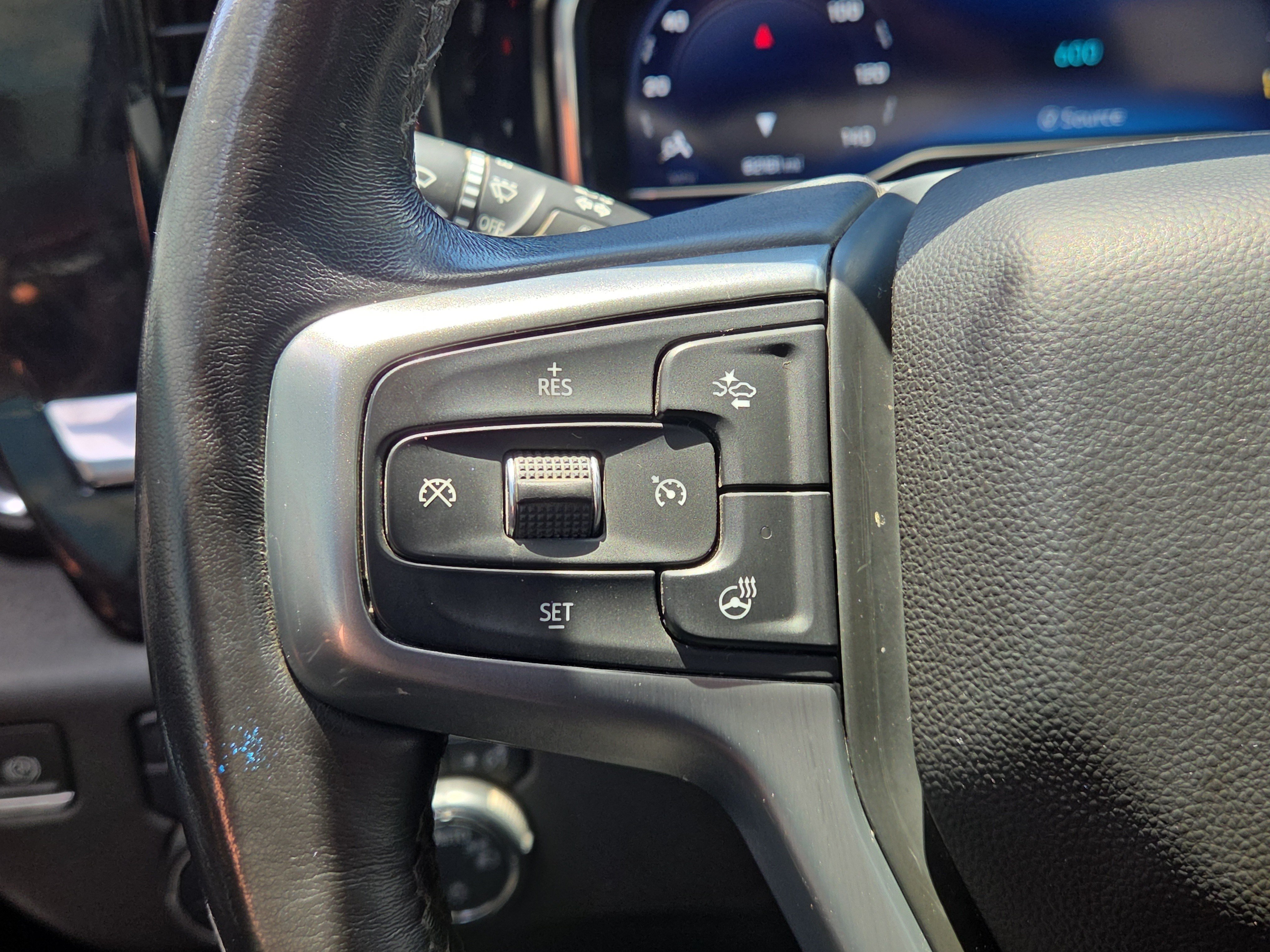 Used 2022 Chevrolet Silverado 1500 LT w/ Z71 Off-Road Package AWD/4WD image 19